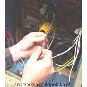 Taśma izolacyjna PVC 19mm x33m czarna Advance ADT9860020K PRO19